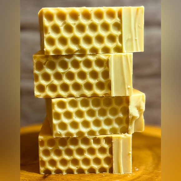 UNLISTED LIVE SHOW LISTING - Picture 7 of 9